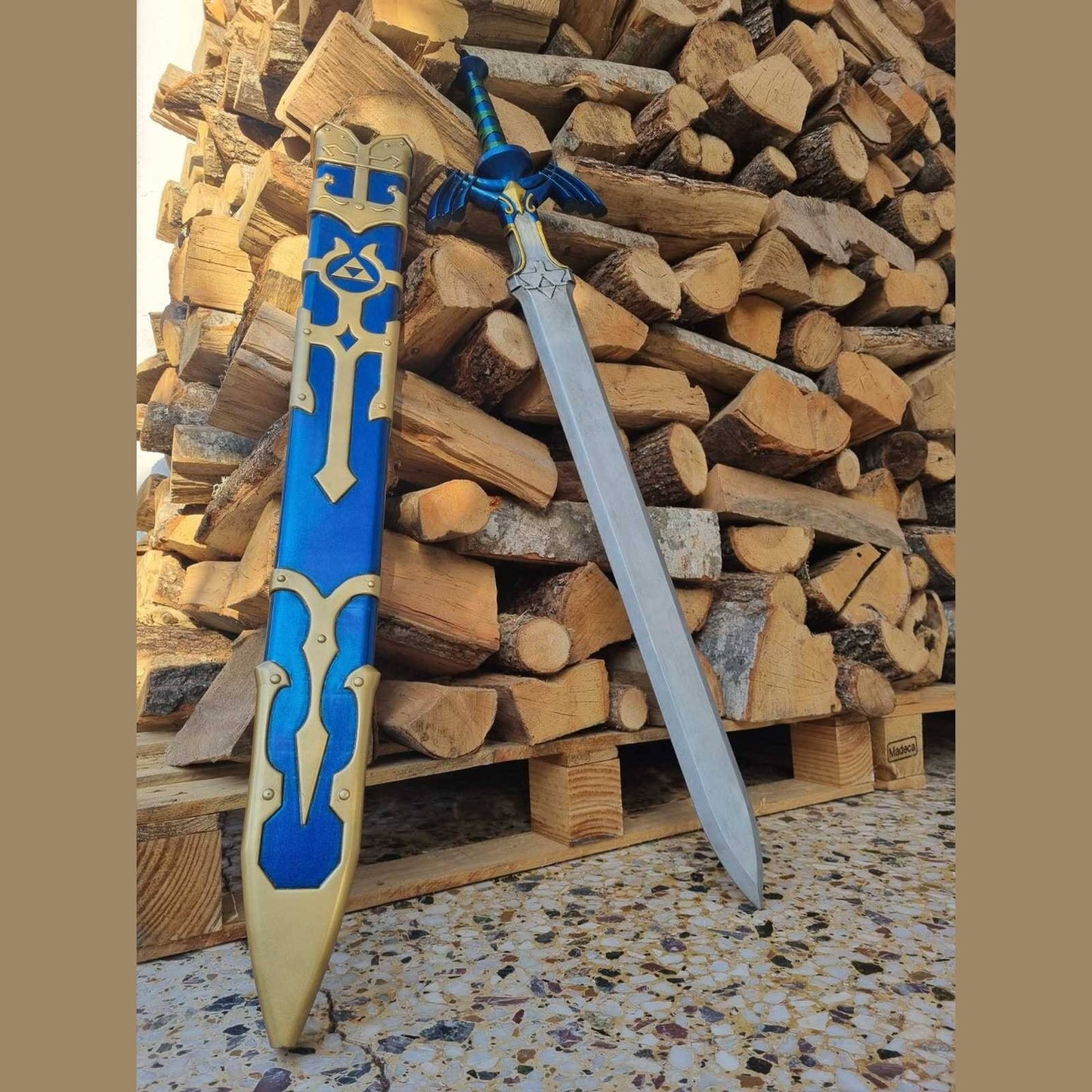 Zelda Master Sword with Scabbard and Pedestal fan made lifesize replica 110cm