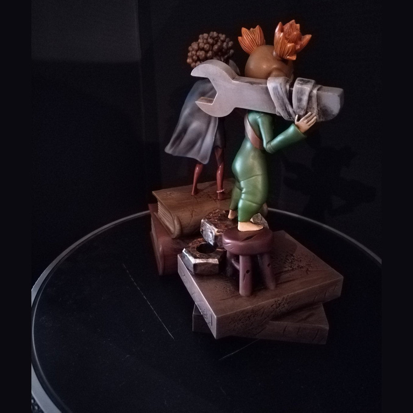 Little Nightmares 3 Low and Alone statue