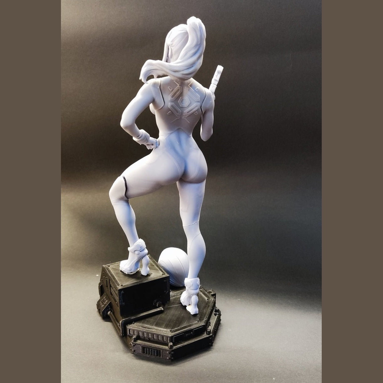 Samus Aran Metroid zero suit statue 1/8 and 1/4 resin kit raw 3d print