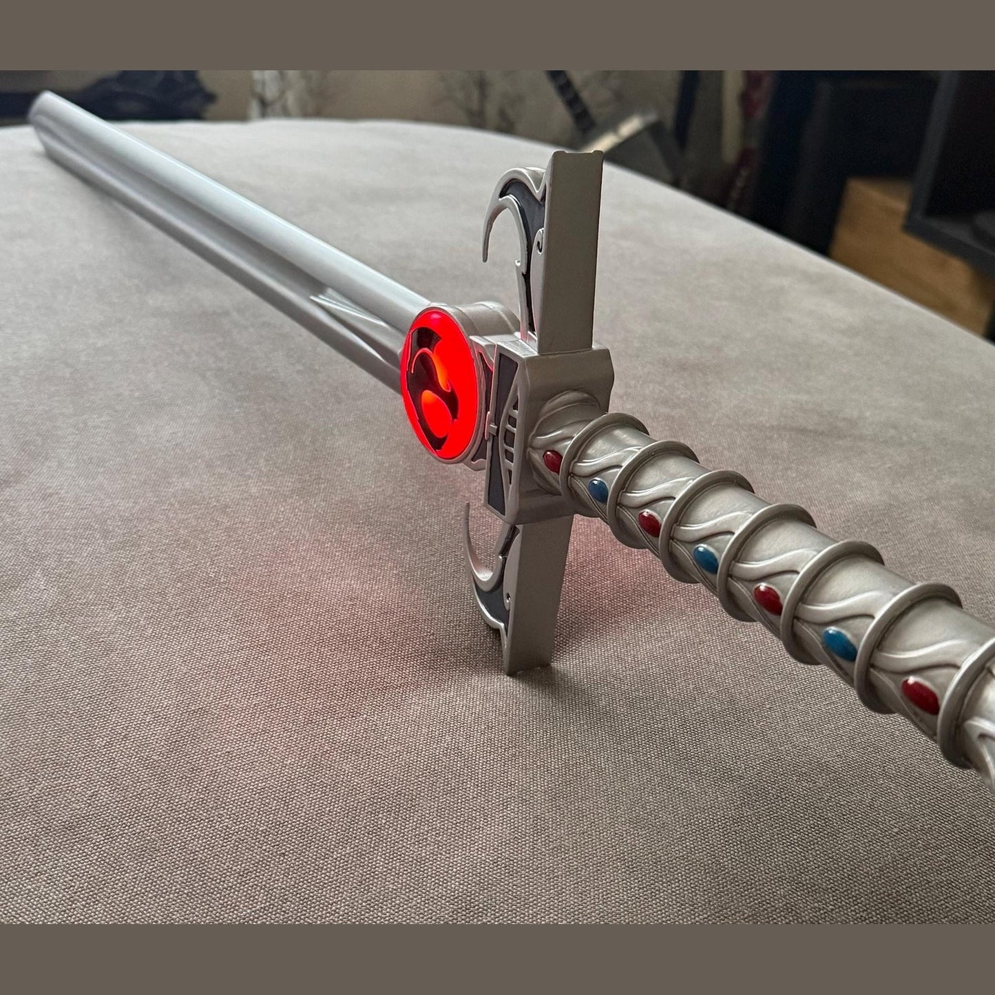Thundercats sword of omens with lights version, life size sword 91cm replica 1:1