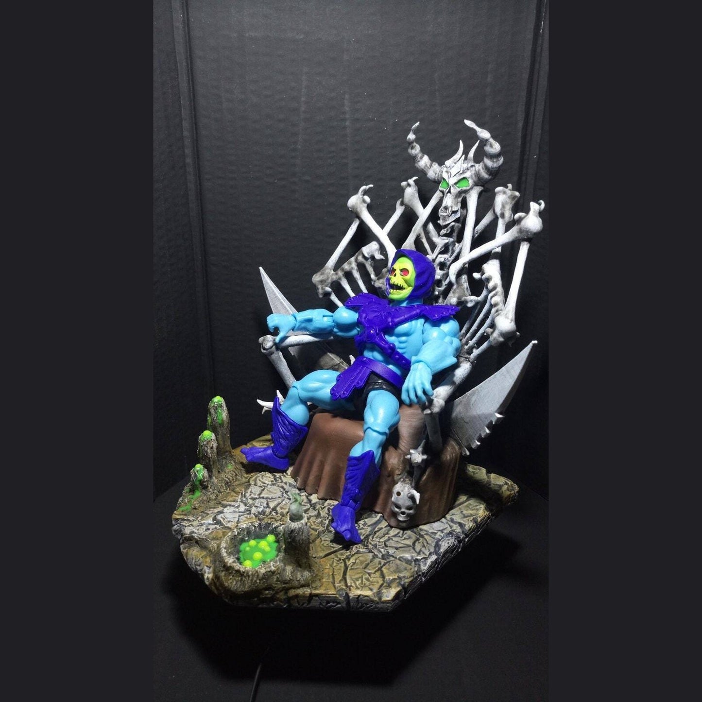 Skeletor throne custom MOTU Masters of the Universe