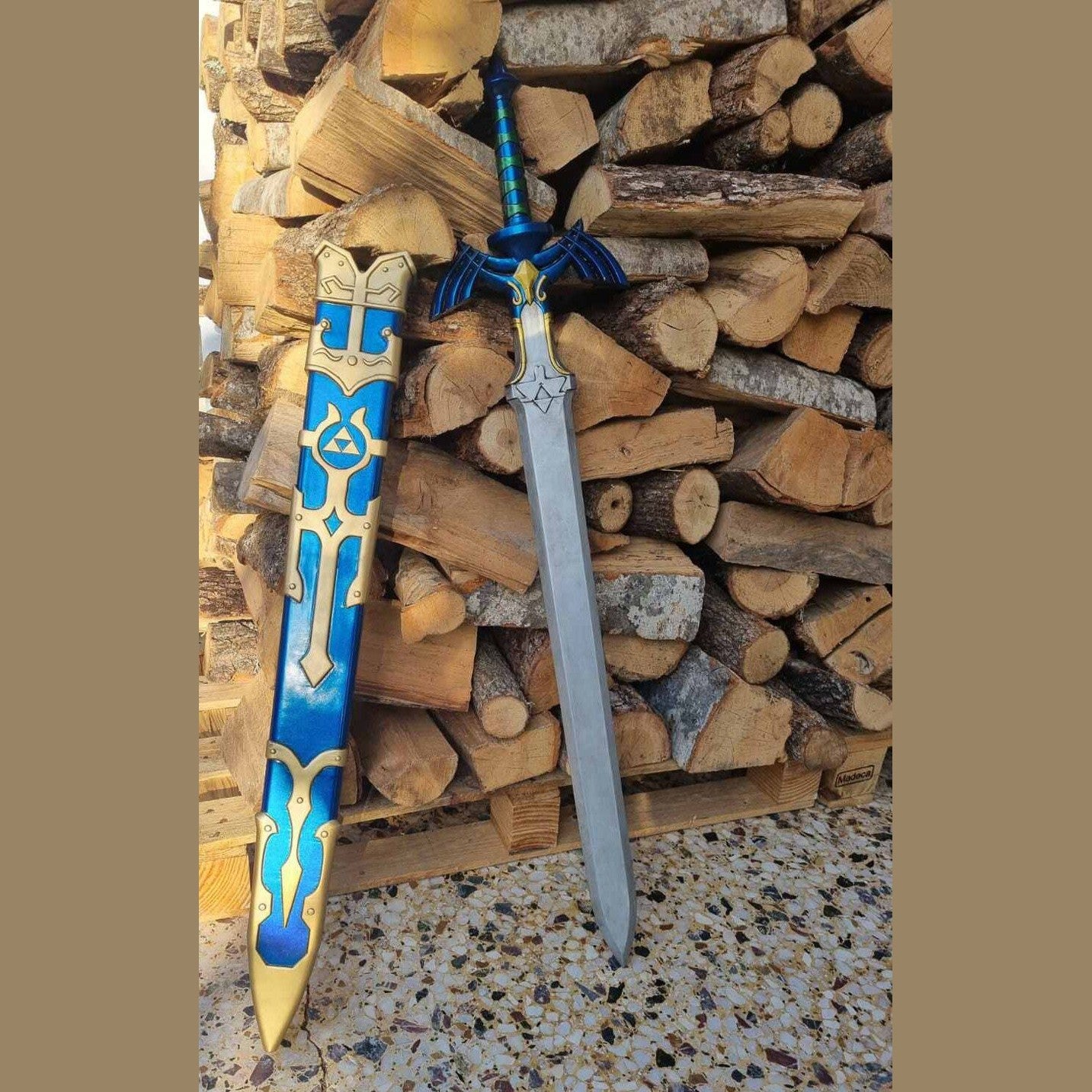 Zelda Master Sword with Scabbard and Pedestal fan made lifesize replica 110cm