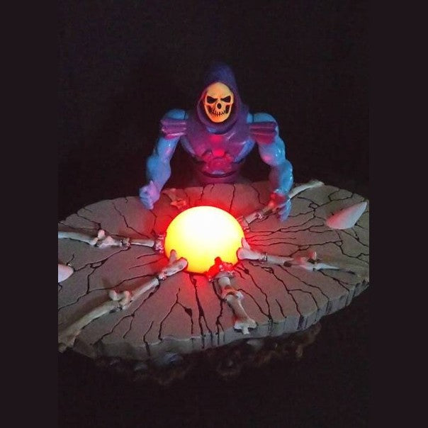 Skeletor table custom MOTU Masters of the Universe with led orb
