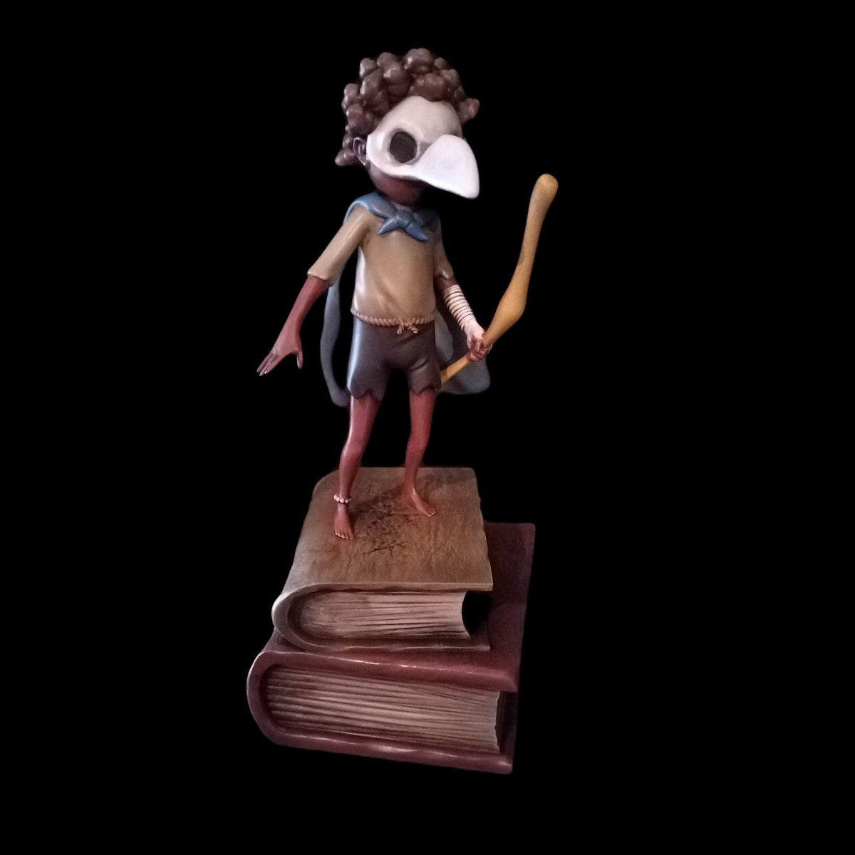 Little Nightmares 3 Low and Alone statue