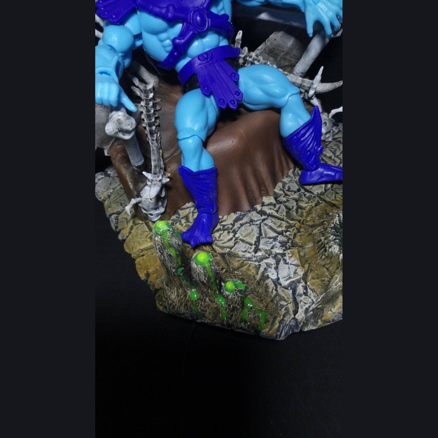 Skeletor throne custom MOTU Masters of the Universe