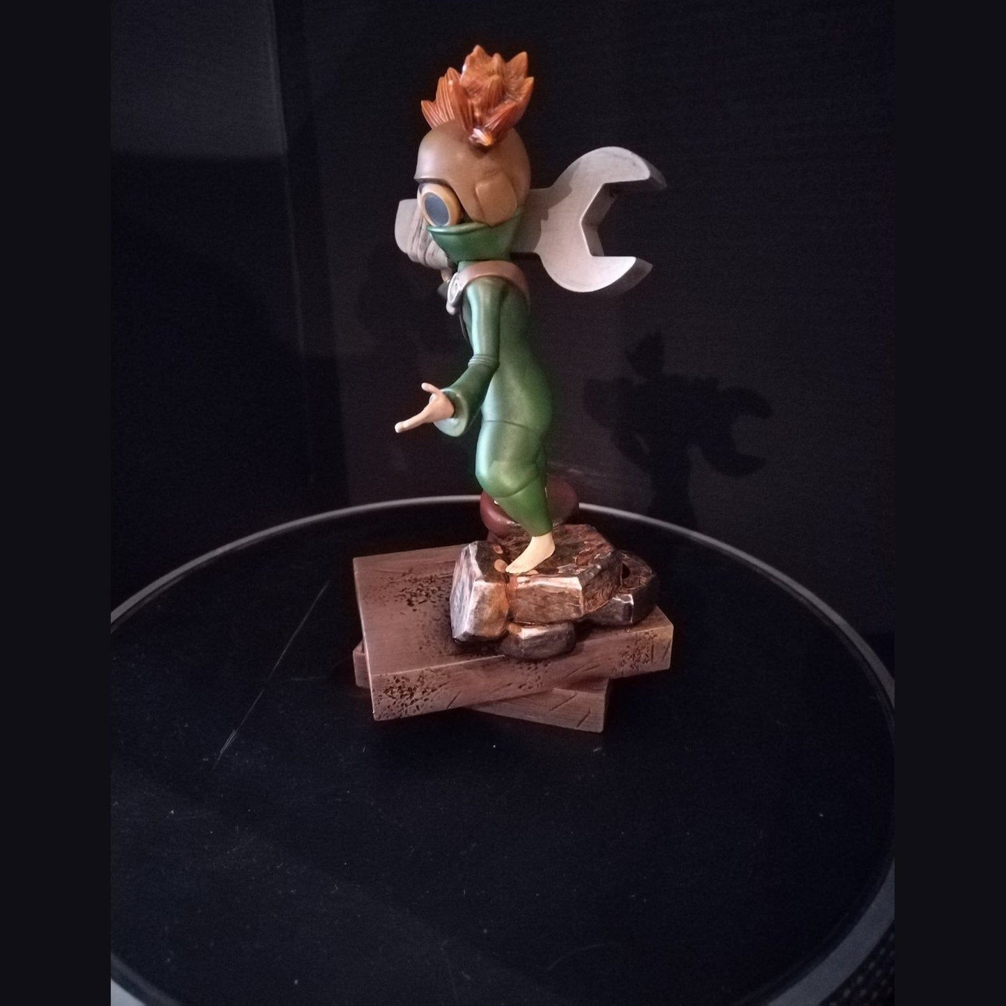 Little Nightmares 3 Low and Alone statue