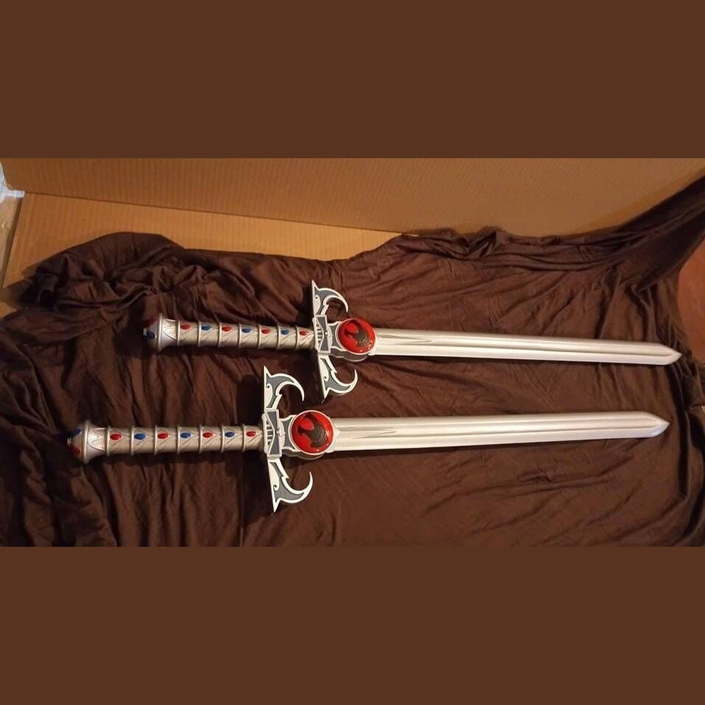 Thundercats Sword of Omens 91cm Life-Size Replica