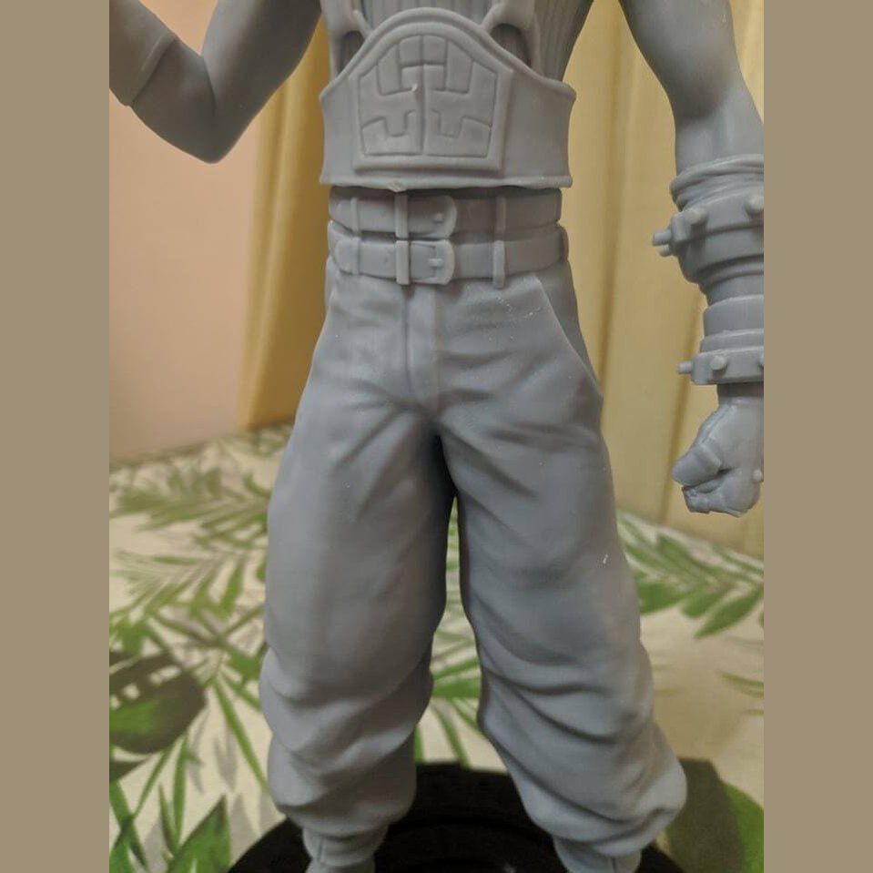 Final Fantasy Cloud strife resin statue with 3 different swords 1/6 scale 30cm