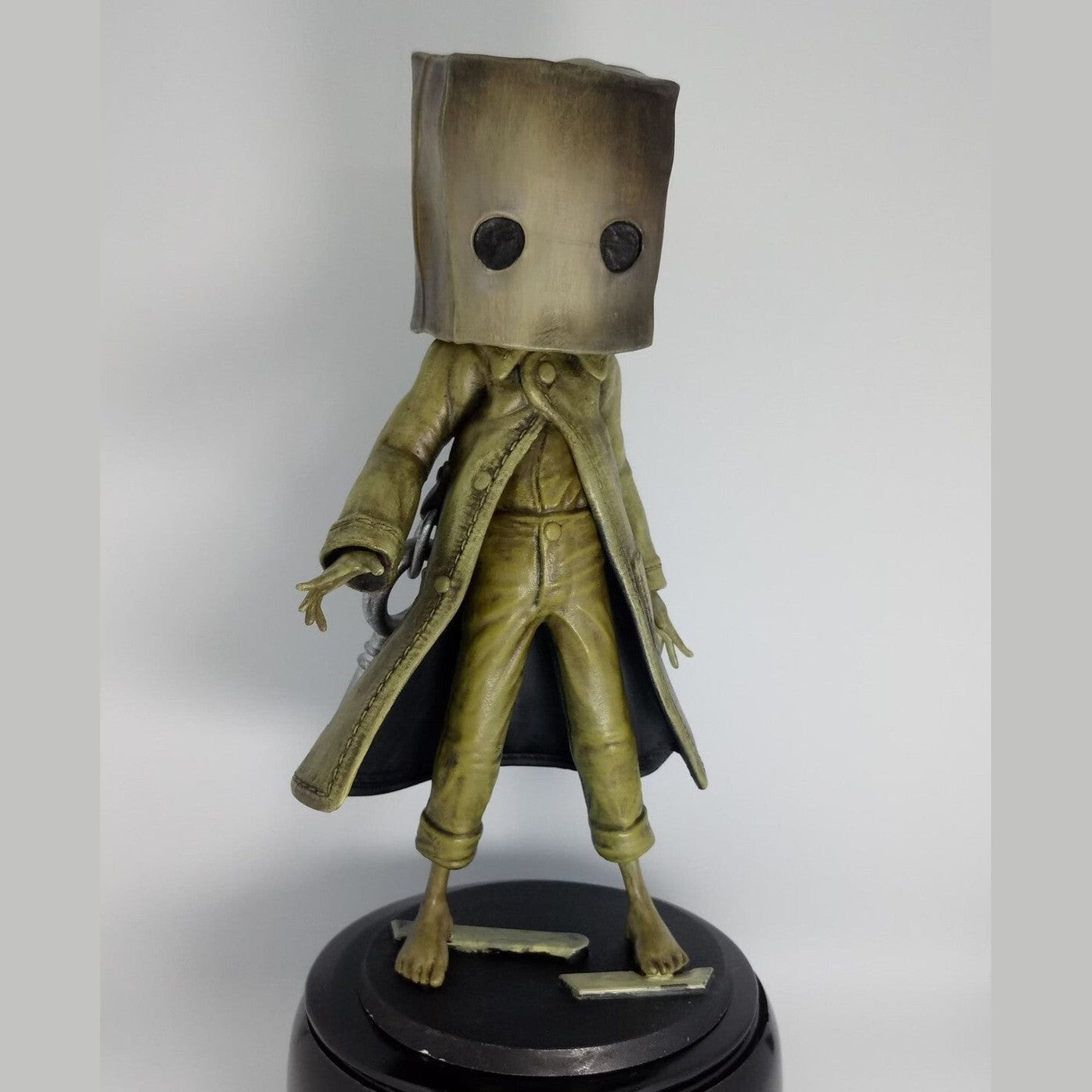 Little Nightmares 2 Mono Resin Figure 14cm - Painted/Kit