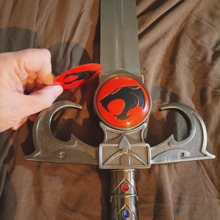 Thundercats Metallic Sword Of Omens Emblems Crossguard Upgrade Set