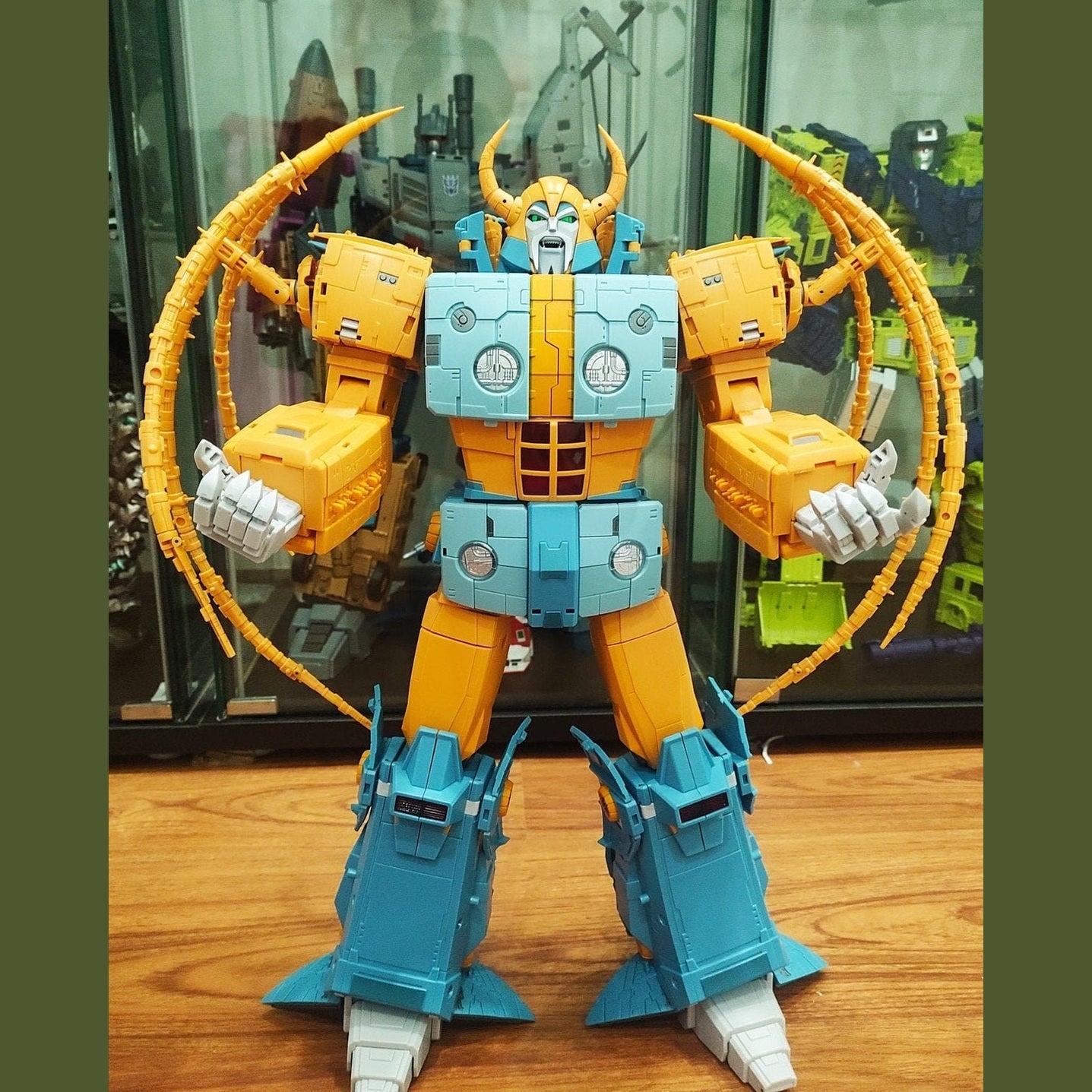 Custom Made Unicron Spike for standard wings for 01-Studio Cell Unicron