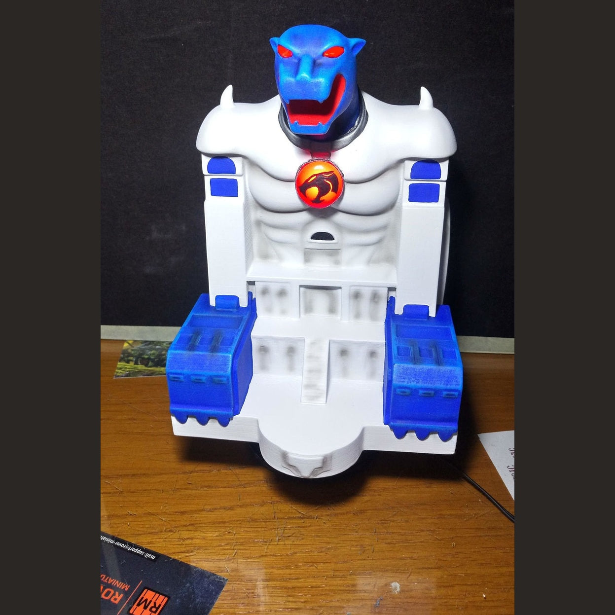 Thundercats Cats Lair HQ Light-Up Display Replica