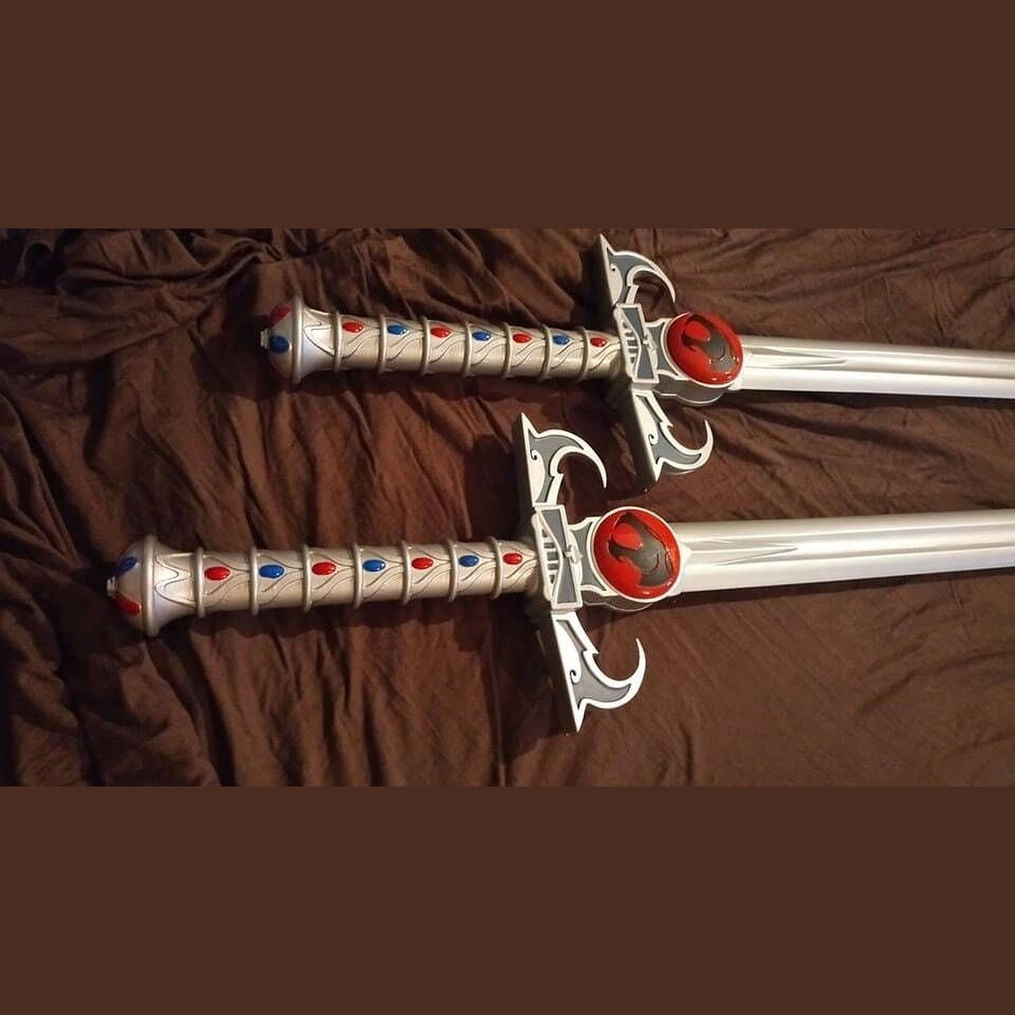 Thundercats Sword of Omens 91cm Life-Size Replica
