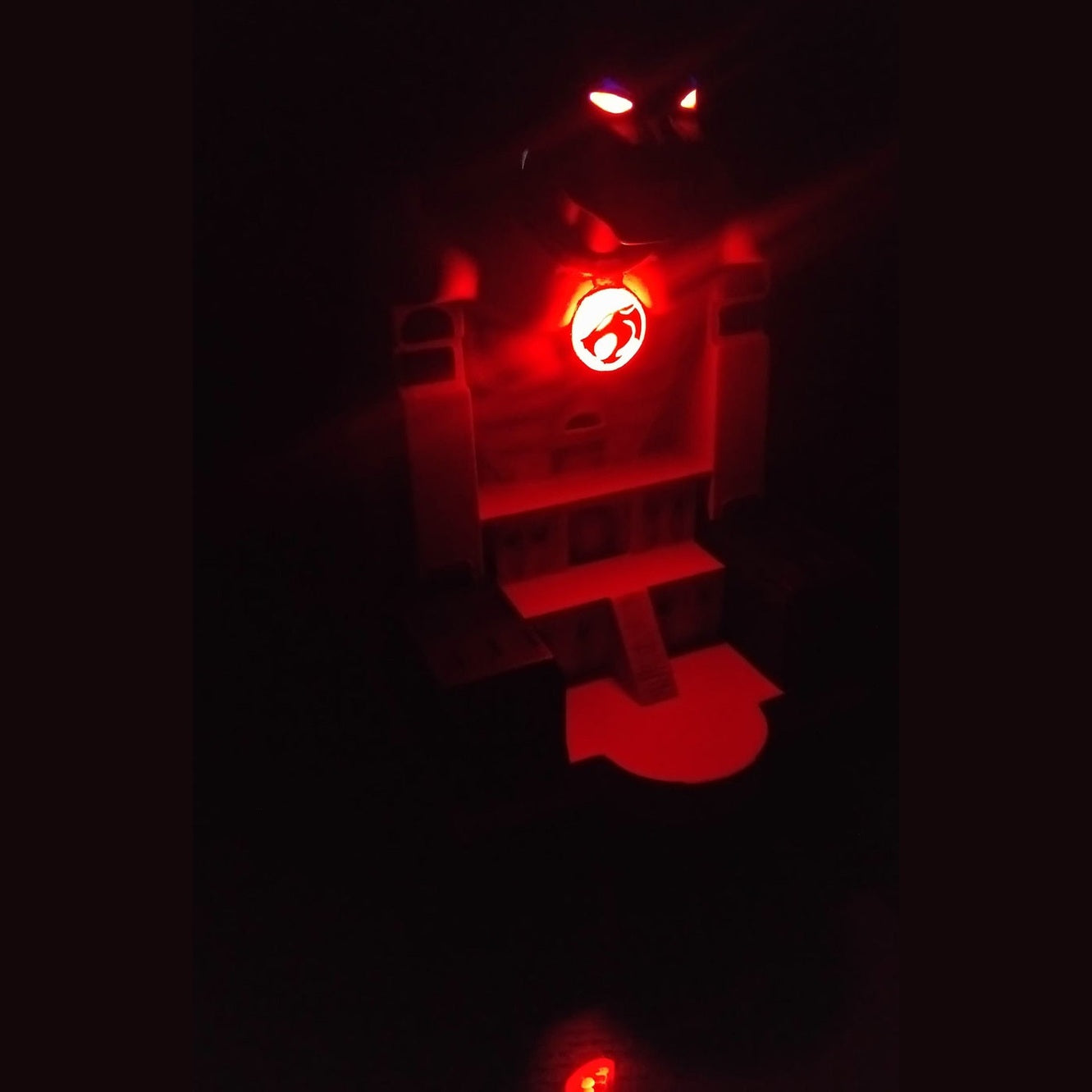 Thundercats Cats Lair HQ Light-Up Display Replica
