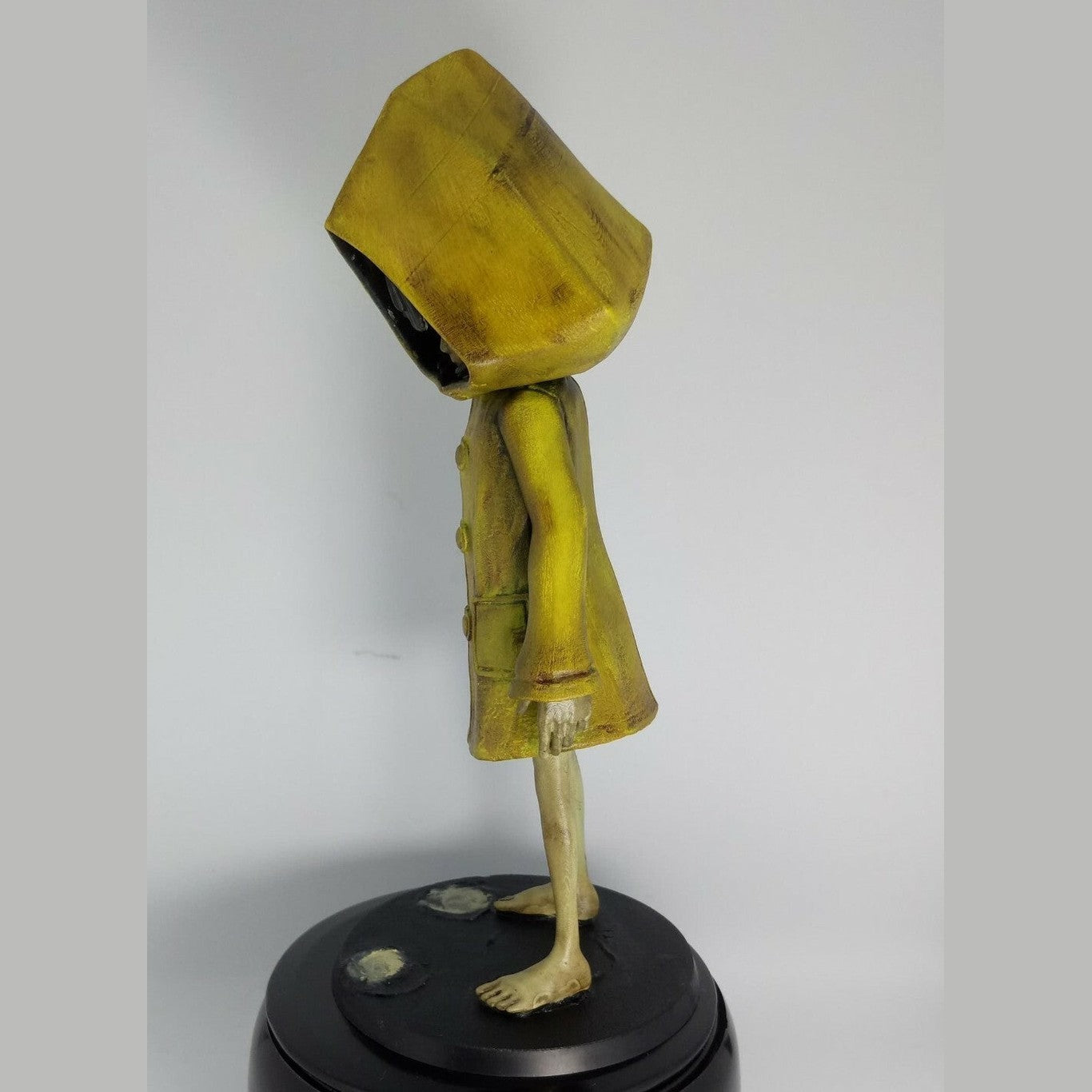 Little Nightmares 2 Six Resin Figure 14cm - Painted/Kit