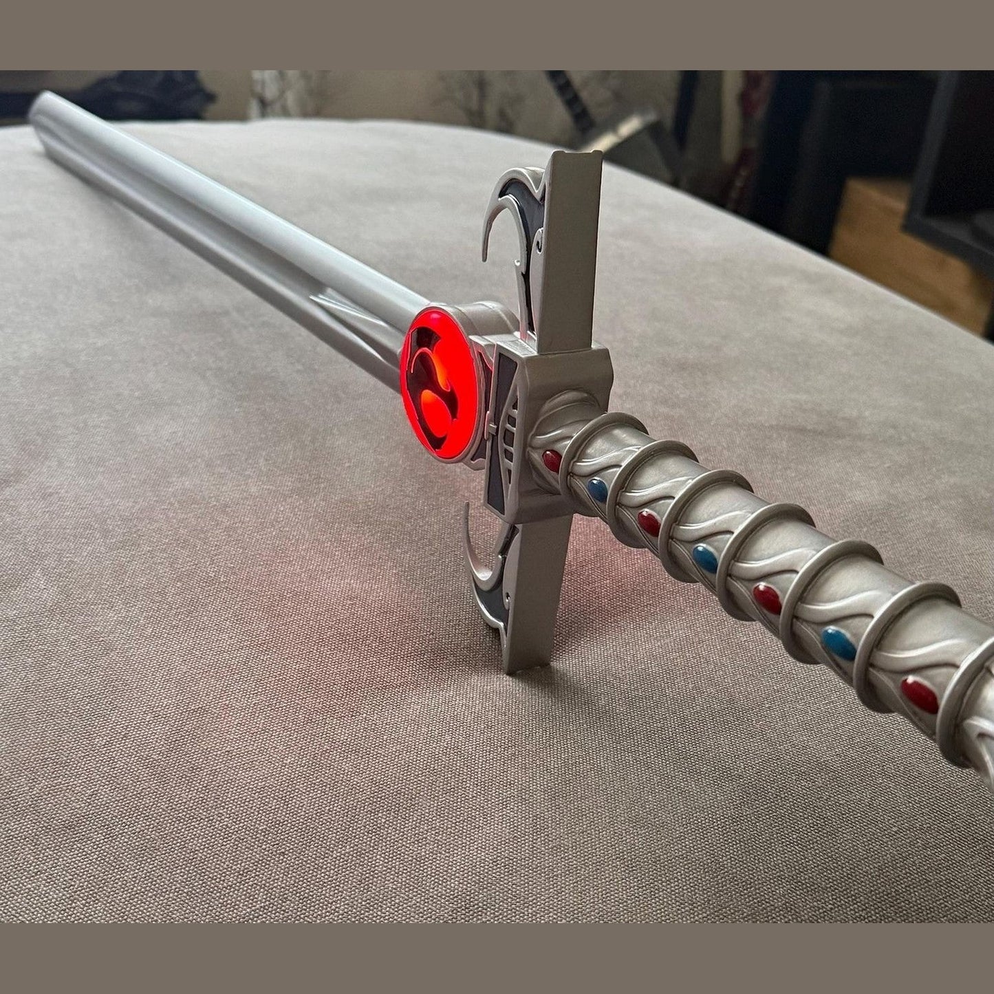 Thundercats Sword of Omens Light-Up 91cm Replica