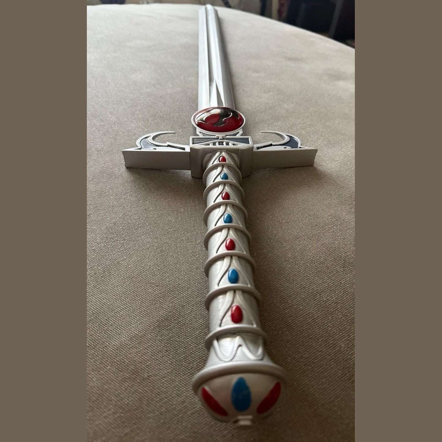 Thundercats Sword of Omens Light-Up 91cm Replica