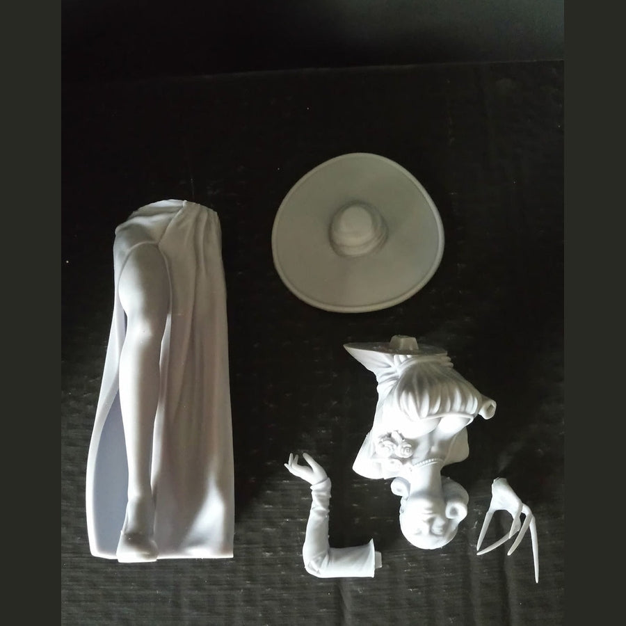 Lady Dimitrescu Resin Statue - Resident Evil Village