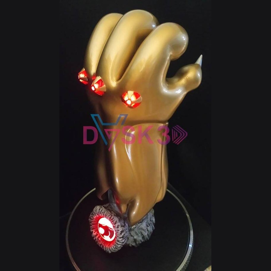 Thundercats Claw Shield 37cm Light-Up Replica Prop