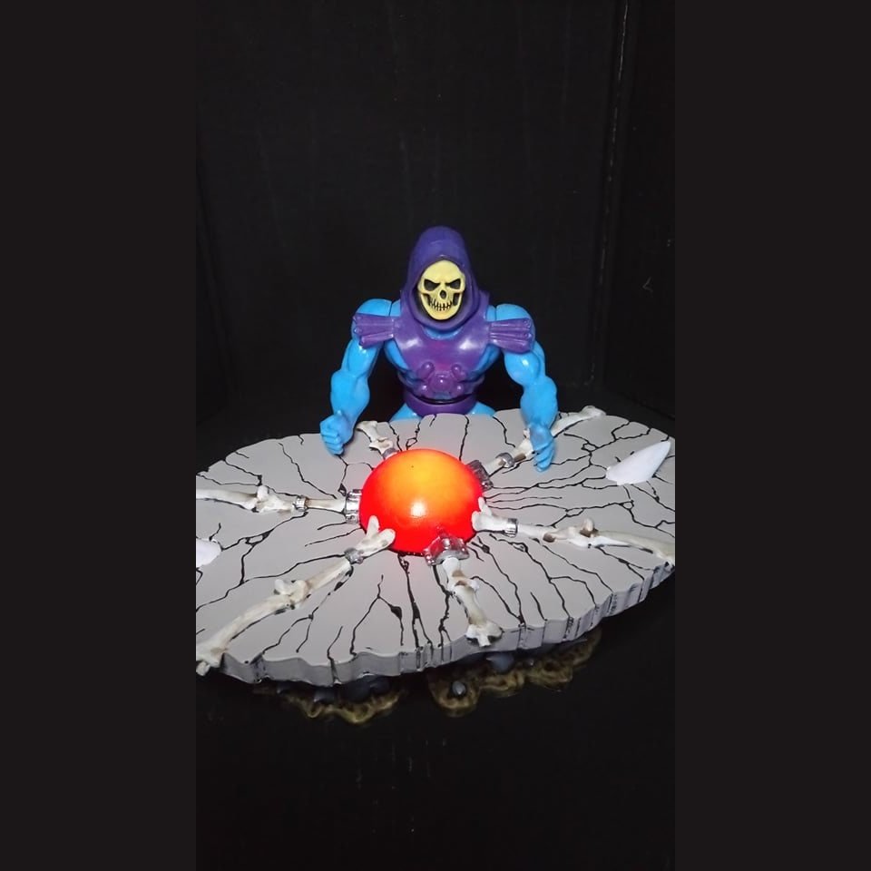 Skeletor table custom MOTU Masters of the Universe with led orb