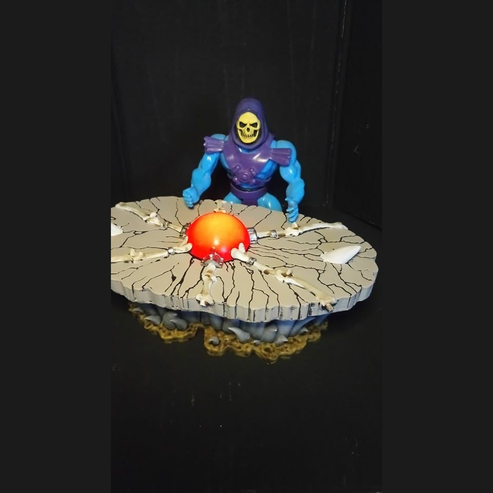 Skeletor table custom MOTU Masters of the Universe with led orb