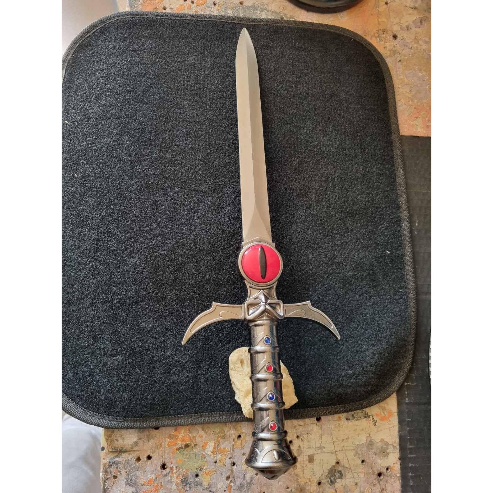 Thundercats Metallic version of sword of omens, crossguard upgrade. EMBLEMS ONLY