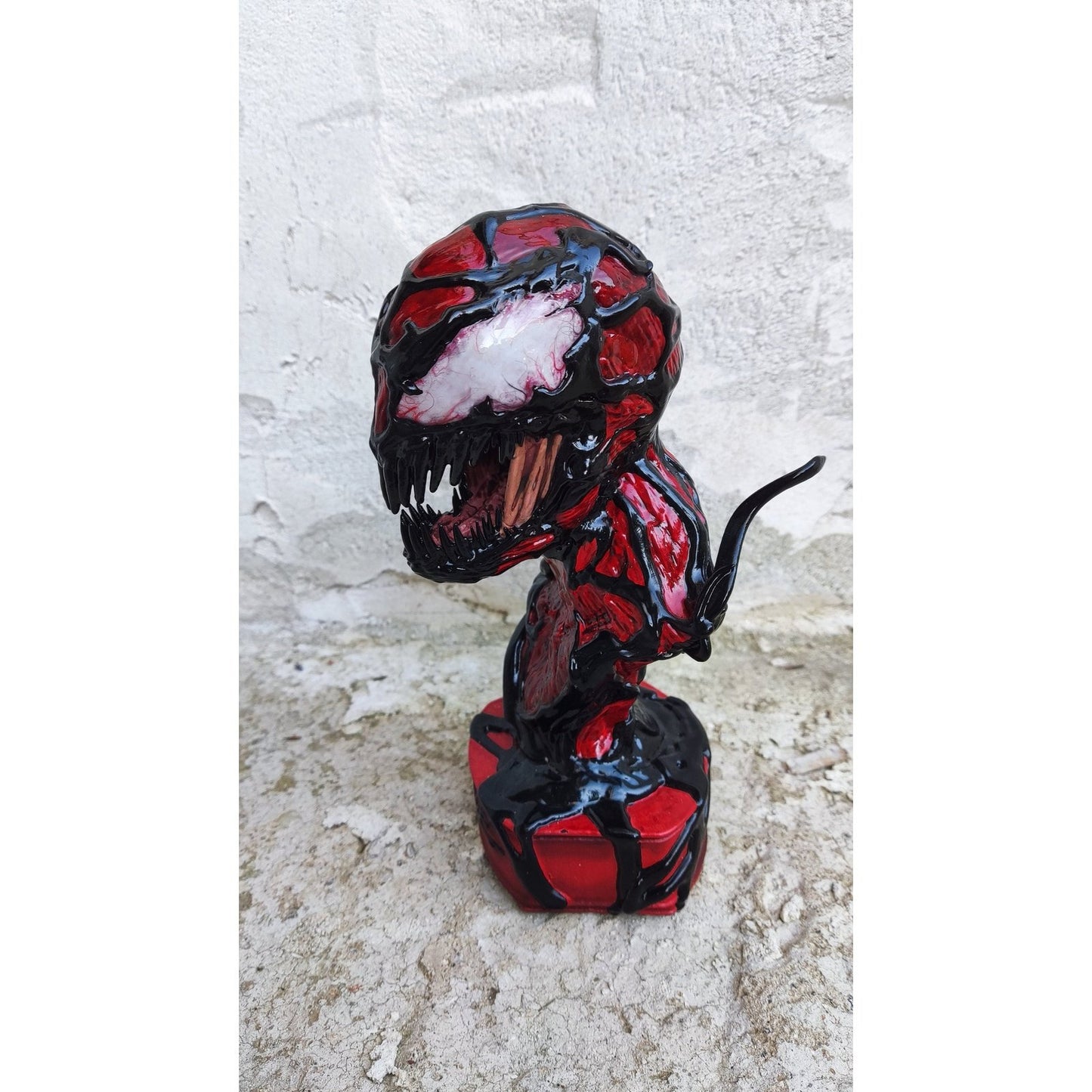 Carnage bust 22cm resin 3D printed fully painted or Diy kit