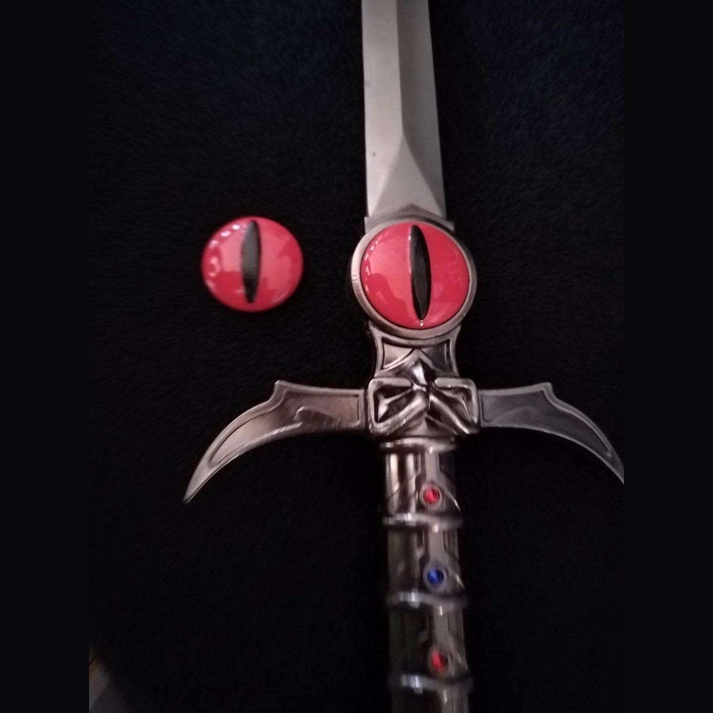 Thundercats Metallic version of sword of omens, crossguard upgrade. EMBLEMS ONLY